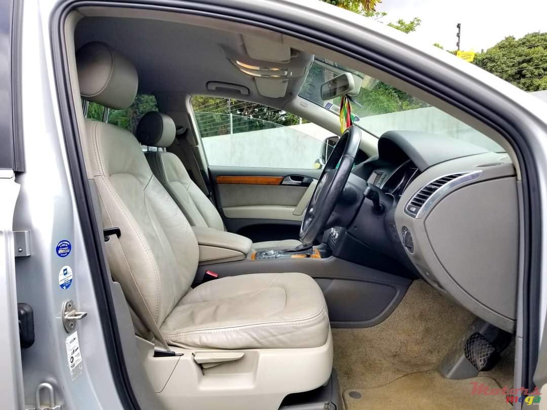 2007' Audi Q7 Quattro photo #4