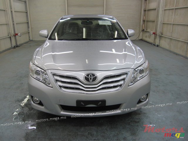 2009' Toyota Camry photo #1