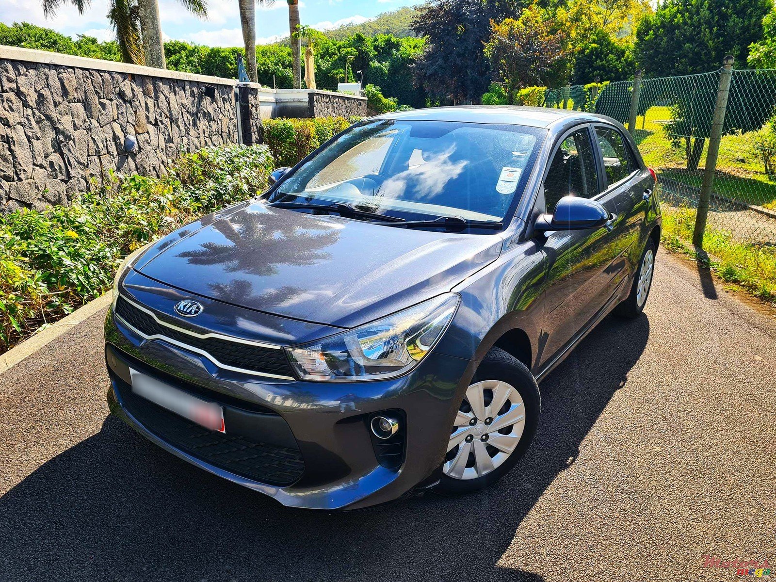 2017' Kia Rio 1.2 Hatchback photo #3