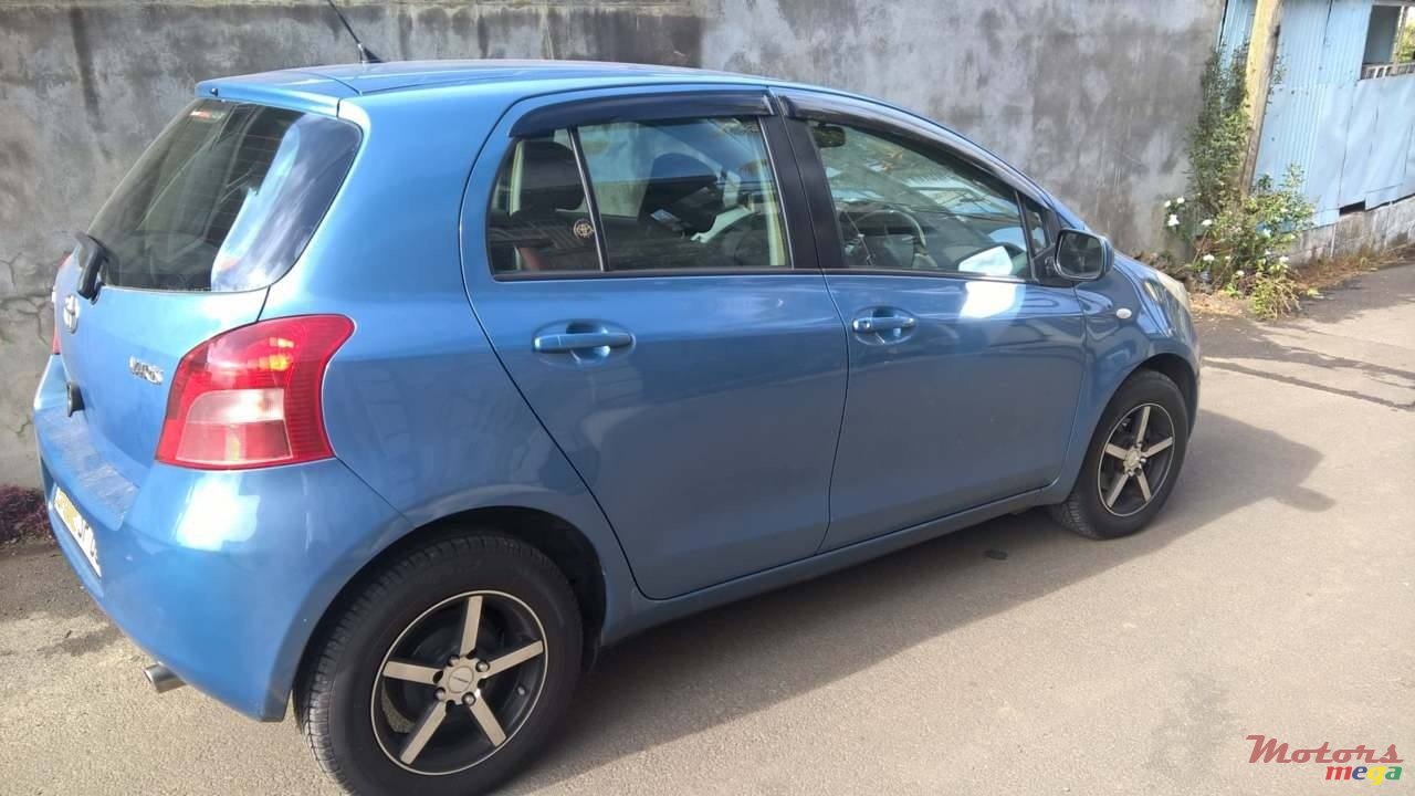 2008' Toyota Yaris photo #1