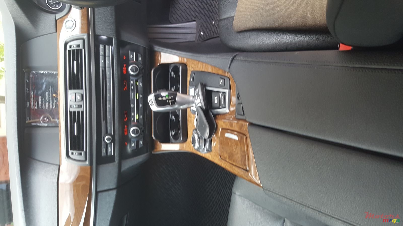 2010' BMW 523 photo #5