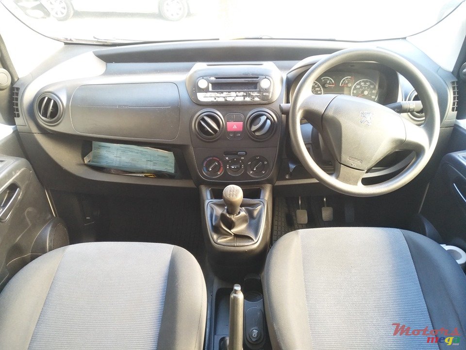 2013' Peugeot Bipper photo #5