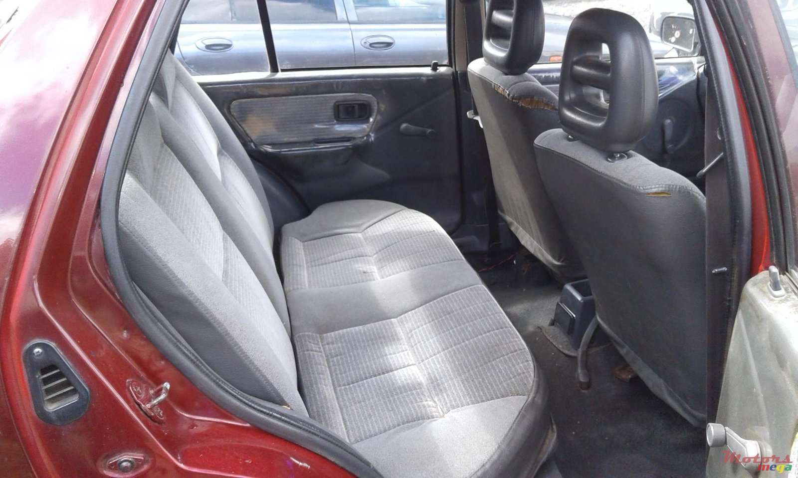 1994' Daihatsu Charade photo #4