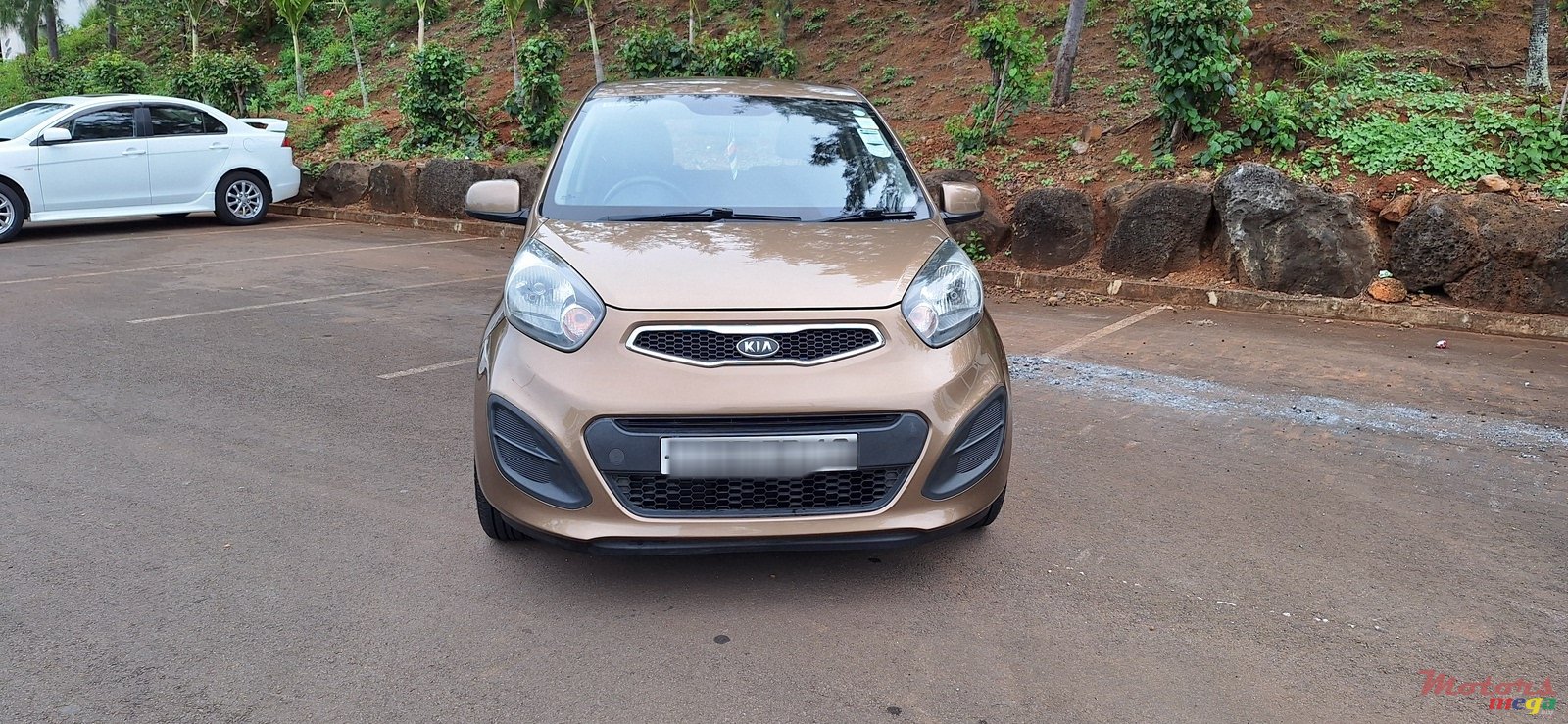 2012' Kia Picanto photo #1