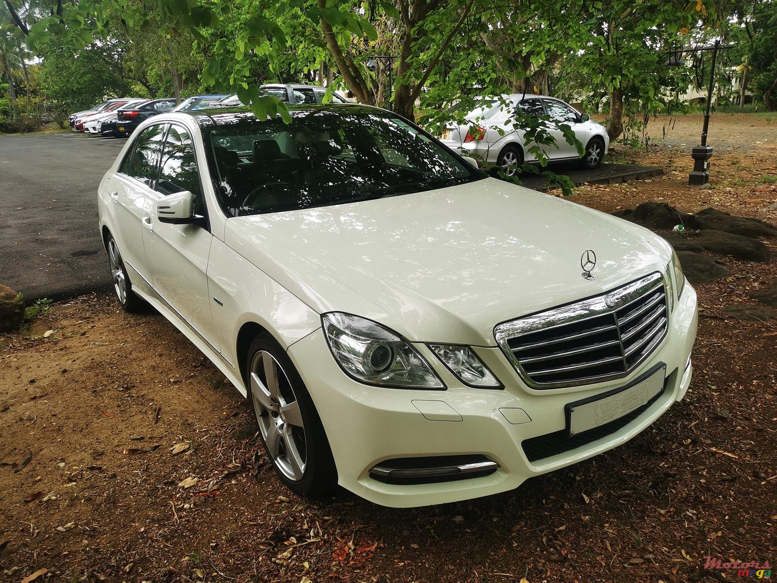 2012' Mercedes-Benz E-Class E250 photo #2
