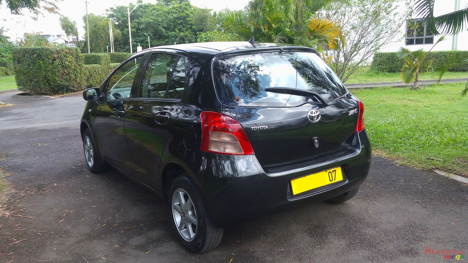 2007' Toyota Yaris photo #4