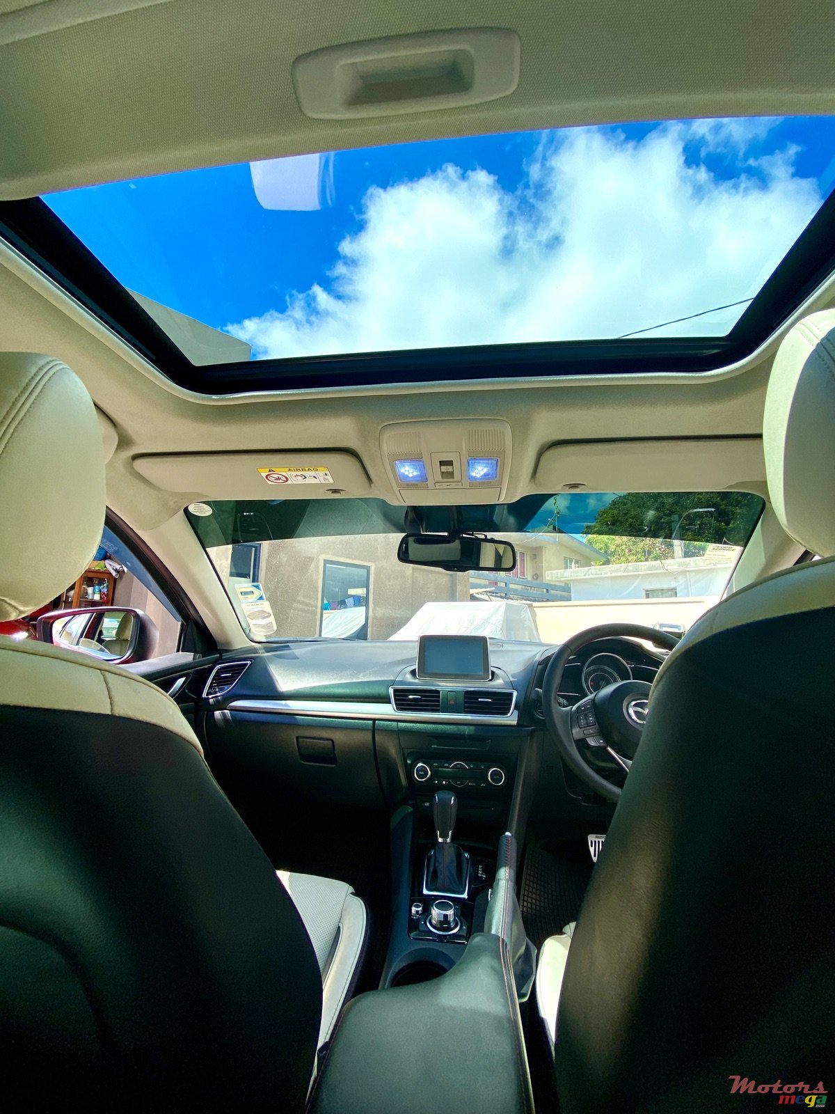 2015' Mazda 3 photo #6