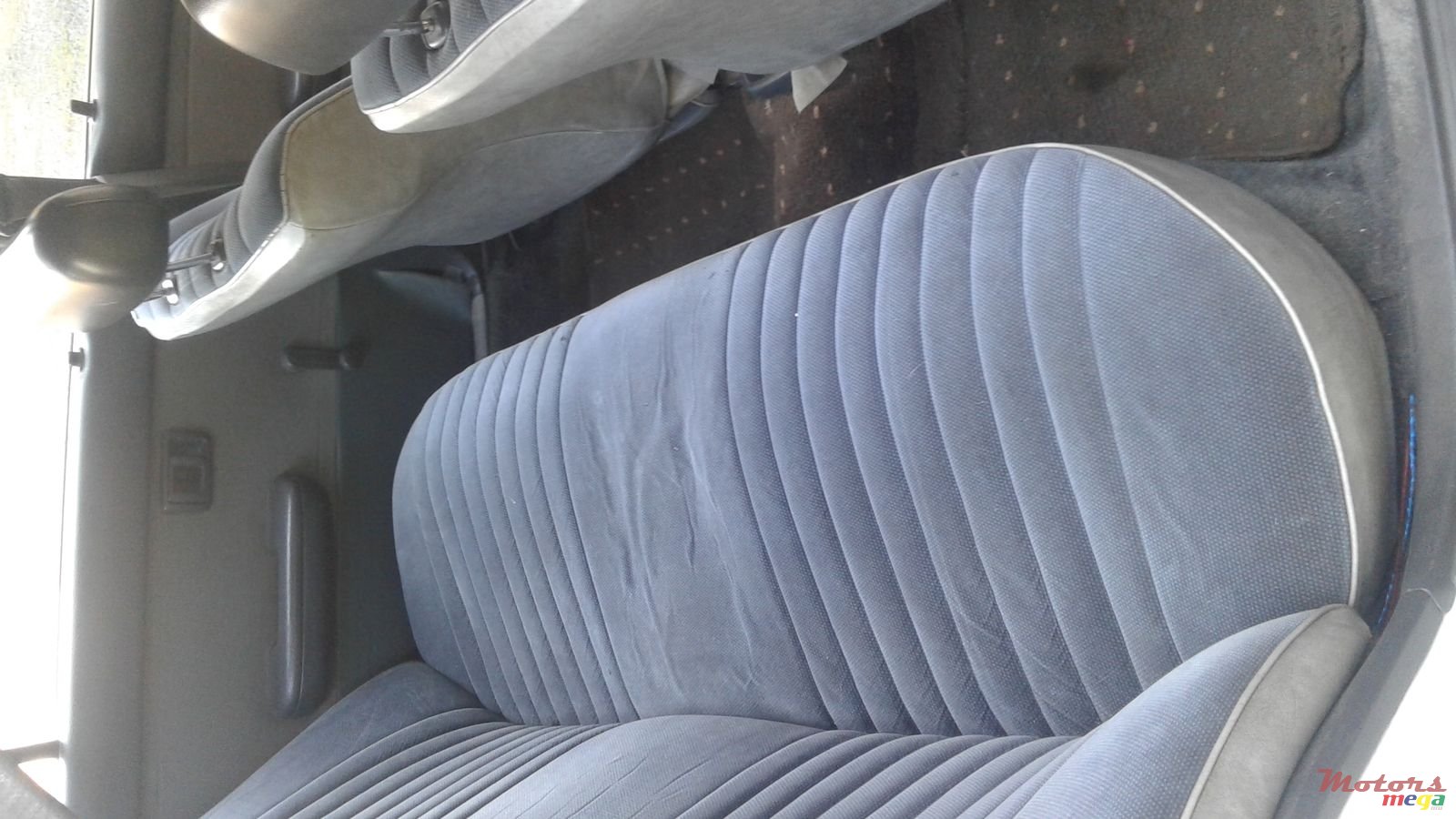 1989' Toyota Carina photo #4