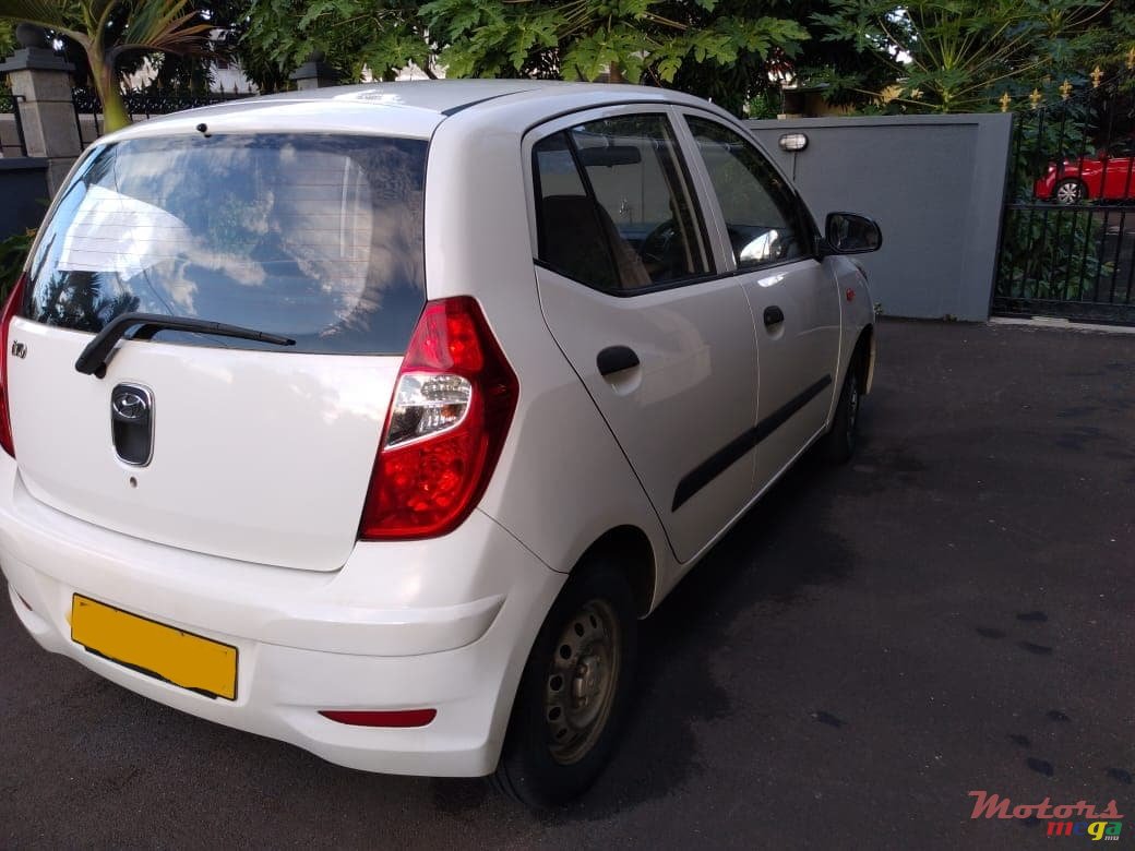 2013' Hyundai i10 photo #2