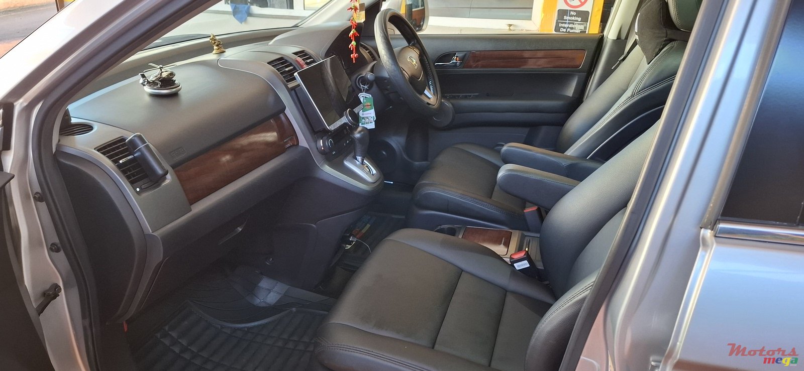 2009' Honda CR-V photo #3