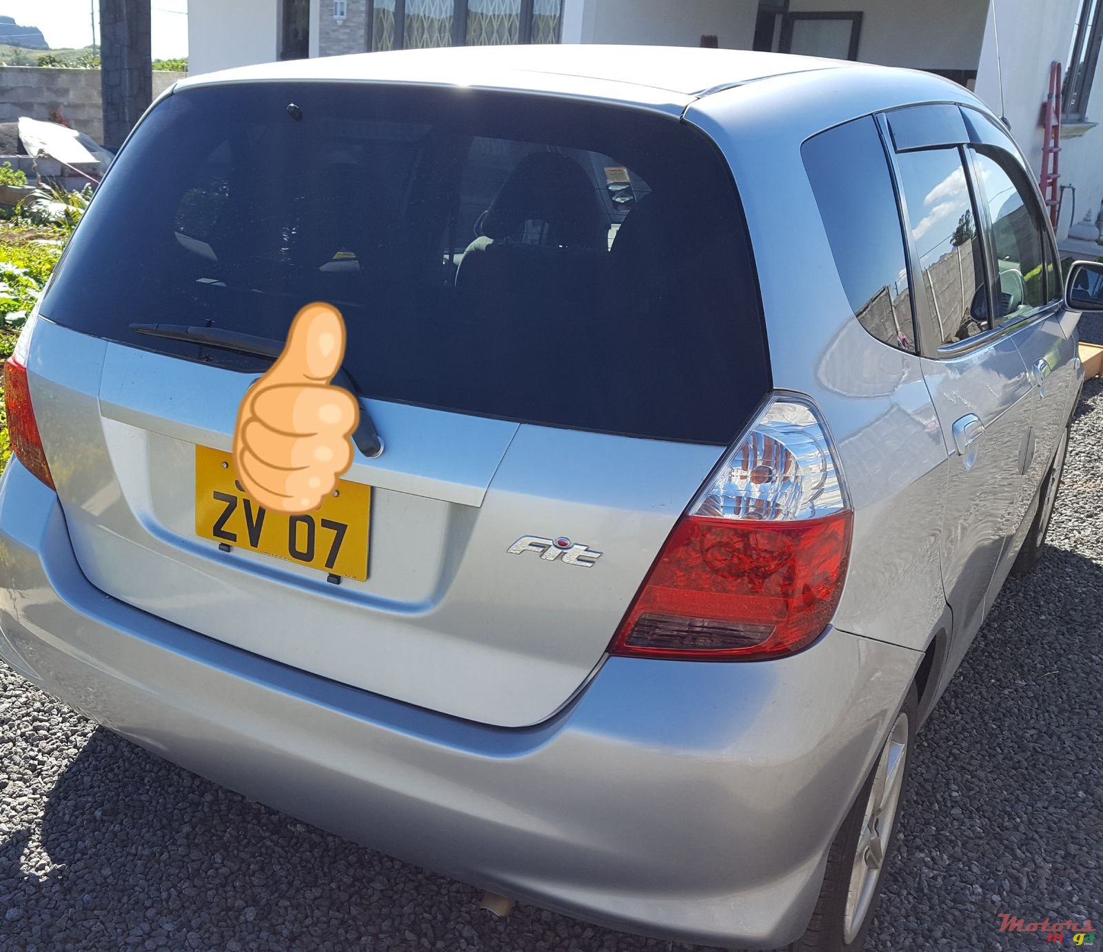 2007' Honda Fit photo #1