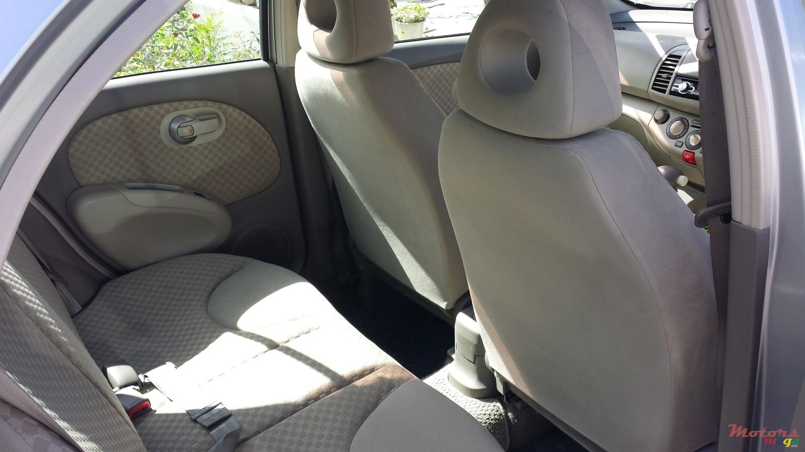 2009' Nissan March photo #4