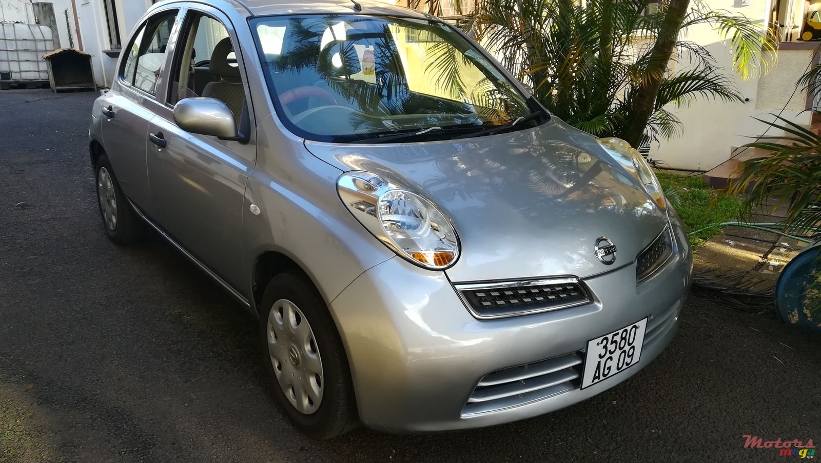 2009' Nissan March photo #1