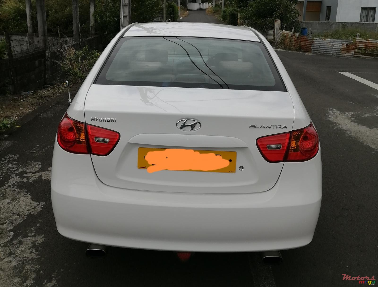 2010' Hyundai Elantra photo #2