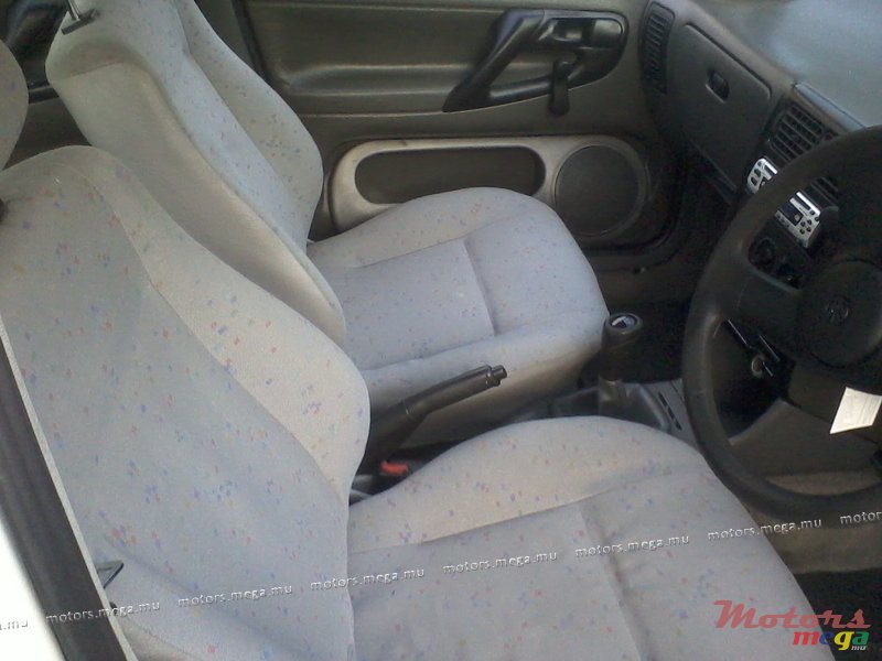 1999' Volkswagen Polo  photo #5