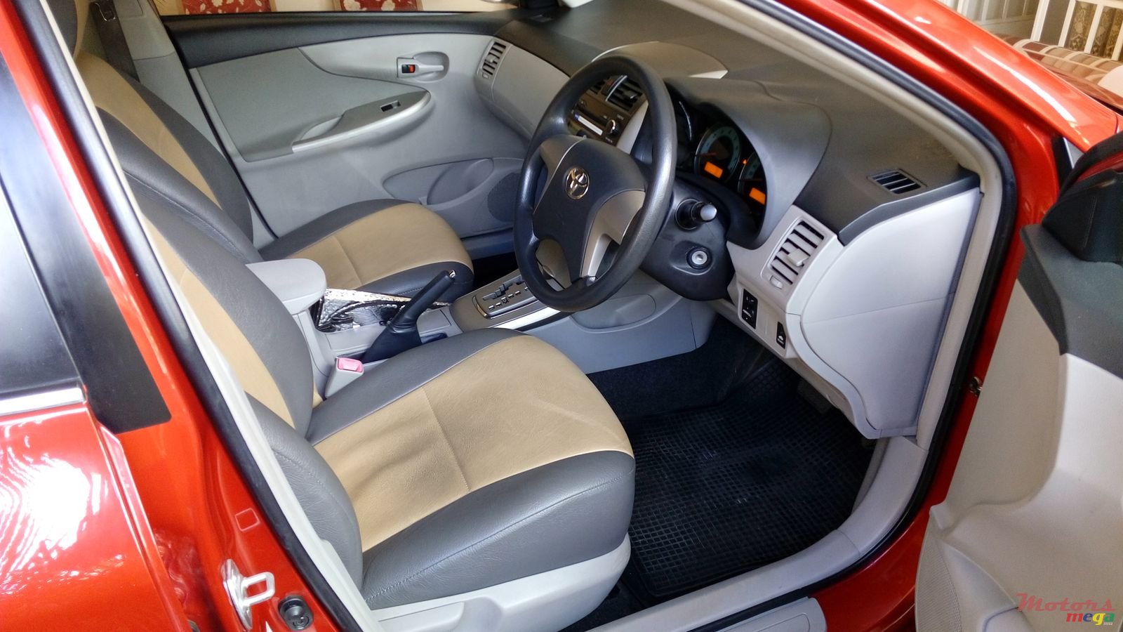 2012' Toyota photo #5