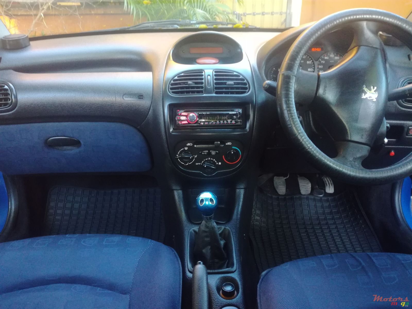 2002' Peugeot 206 photo #2