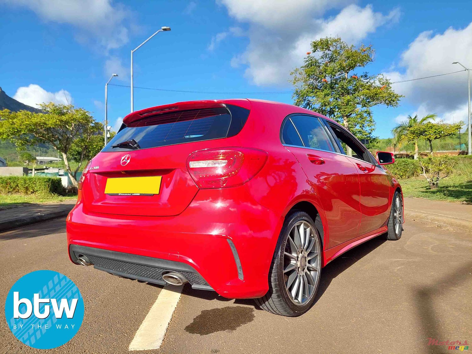 2014' Mercedes-Benz A 200 photo #3