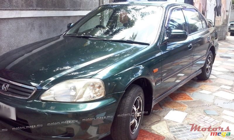 1999' Honda Civic EK 3  D'Origine photo #1