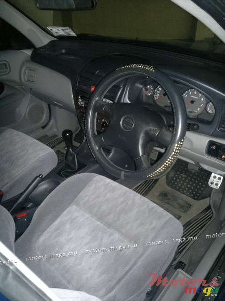 2001' Nissan SUNNY N16 photo #6