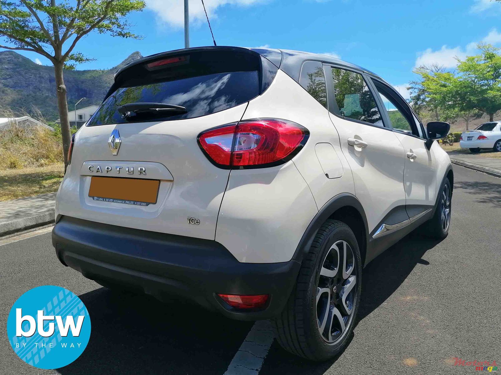 2014' Renault Captur photo #3