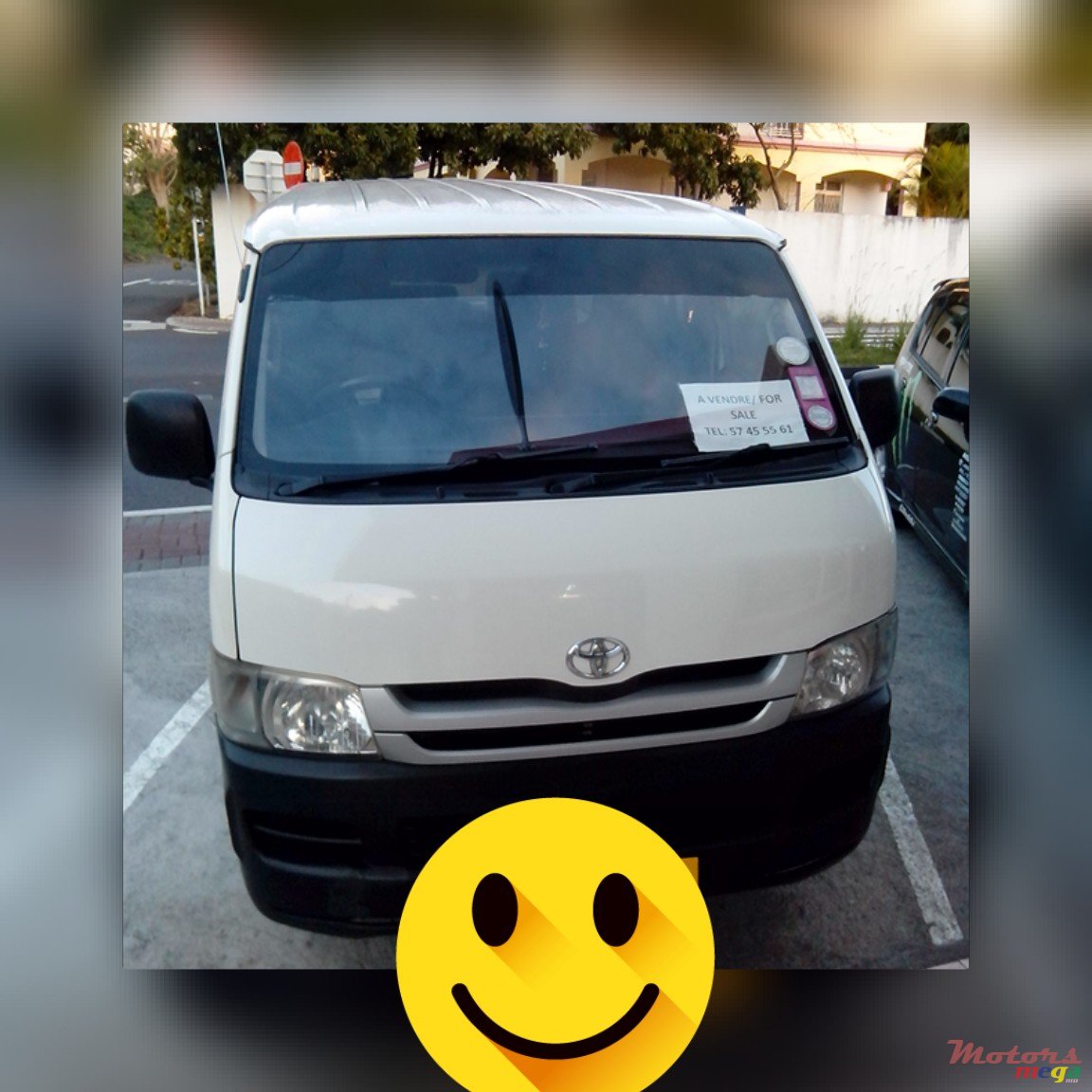 2008' Toyota HiAce photo #1