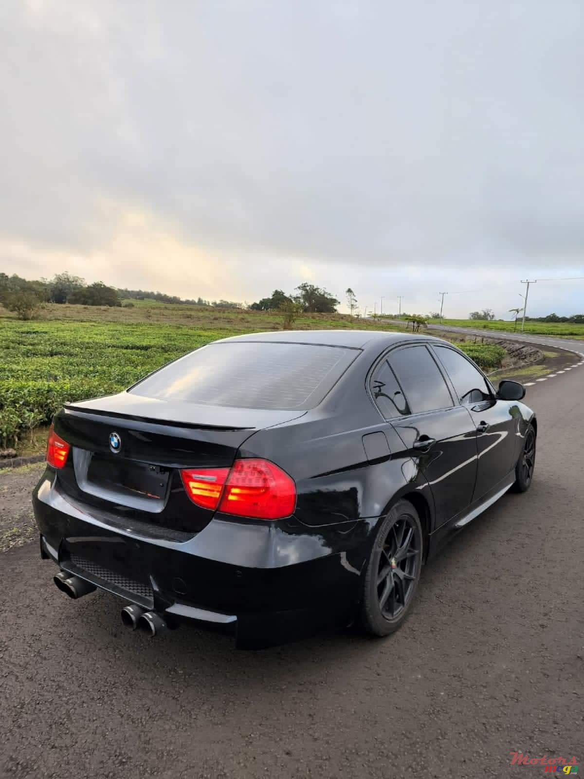 2011' BMW 320 E90 straight exhaust photo #5