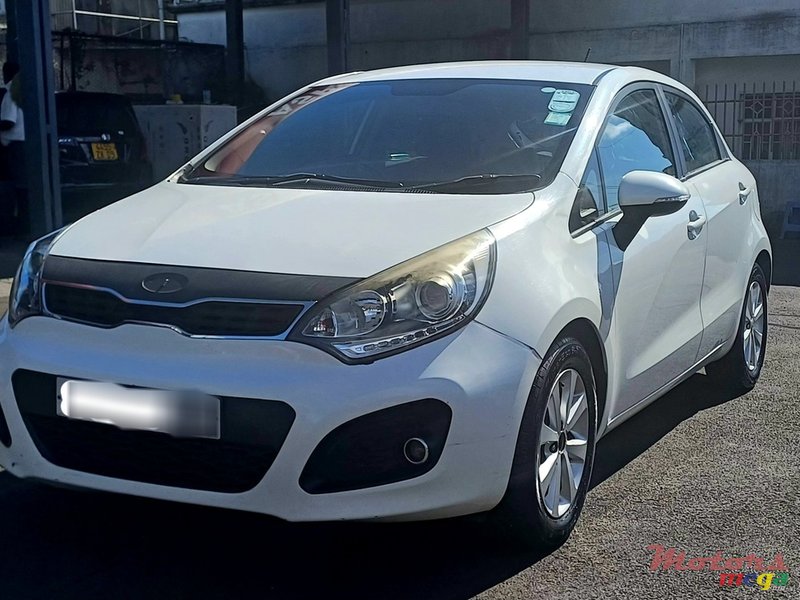 2012' Kia Rio photo #1