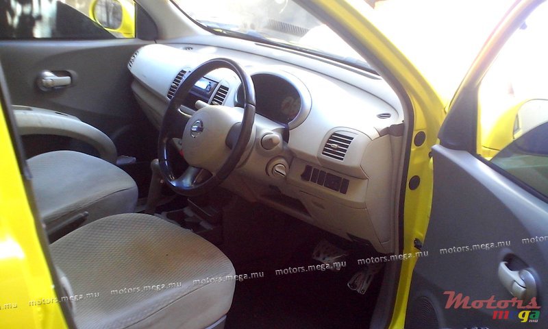 2004' Nissan photo #4