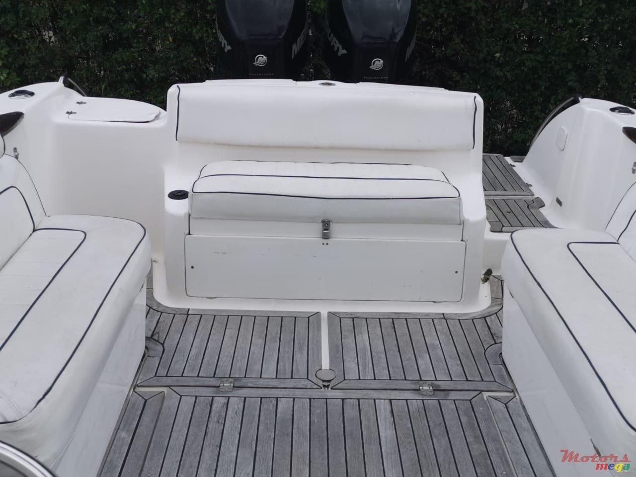 2010' Legend photo #6