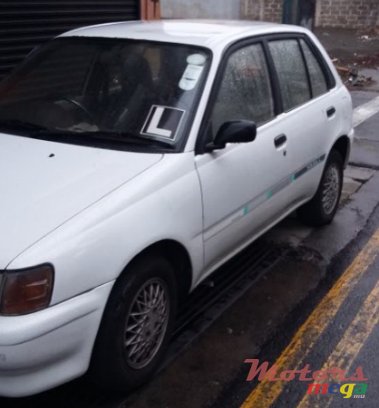 1991' Toyota Starlet photo #2