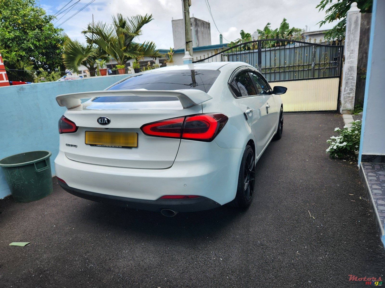 2015' Kia Cerato 17" Rims, 9" Android screen photo #2