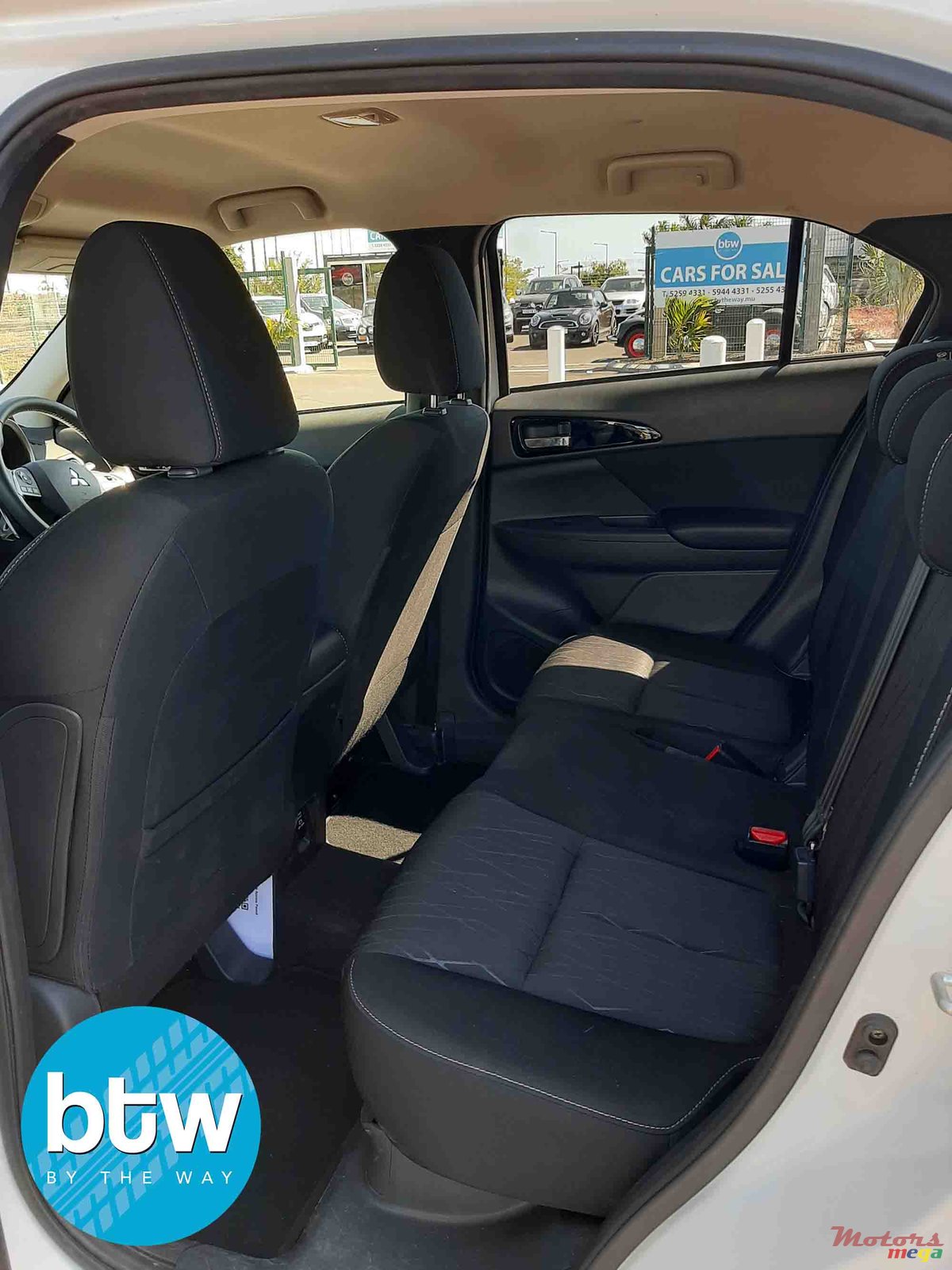 2019' Mitsubishi Eclipse Cross photo #3