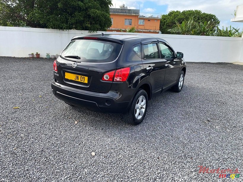 2009' Nissan Qashqai Auto 2.0L photo #2