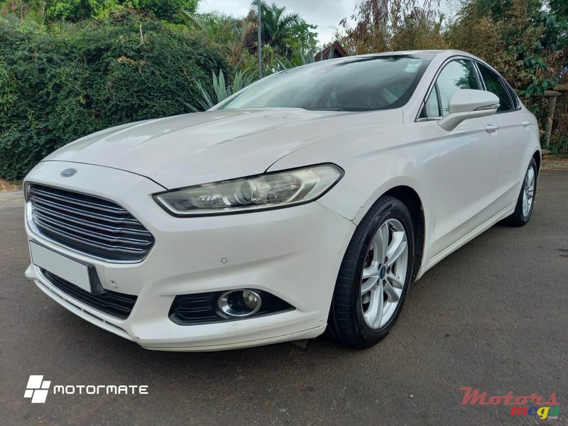 2016' Ford Fusion Titanium photo #2