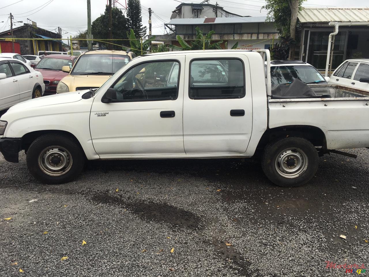 2004' Toyota Hilux photo #5