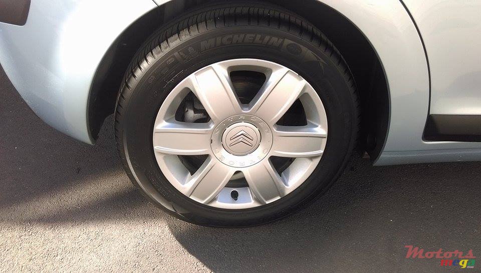 2006' Citroen C4 photo #5