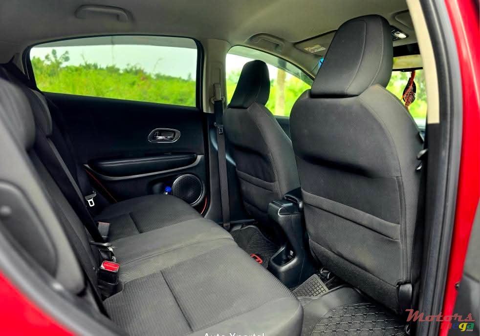 2018' Honda Vezel Facelift photo #7