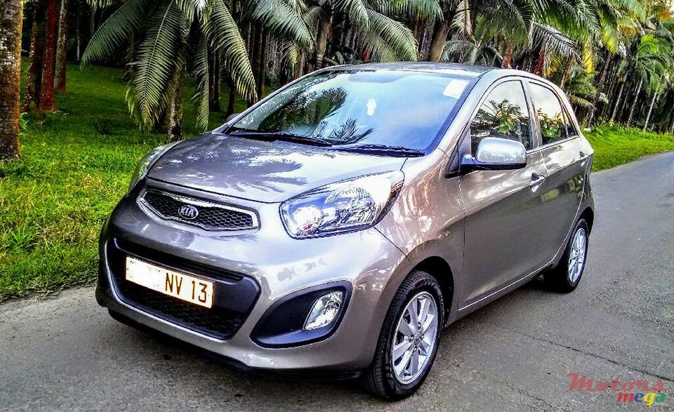 2013' Kia Picanto Full Executive photo #2