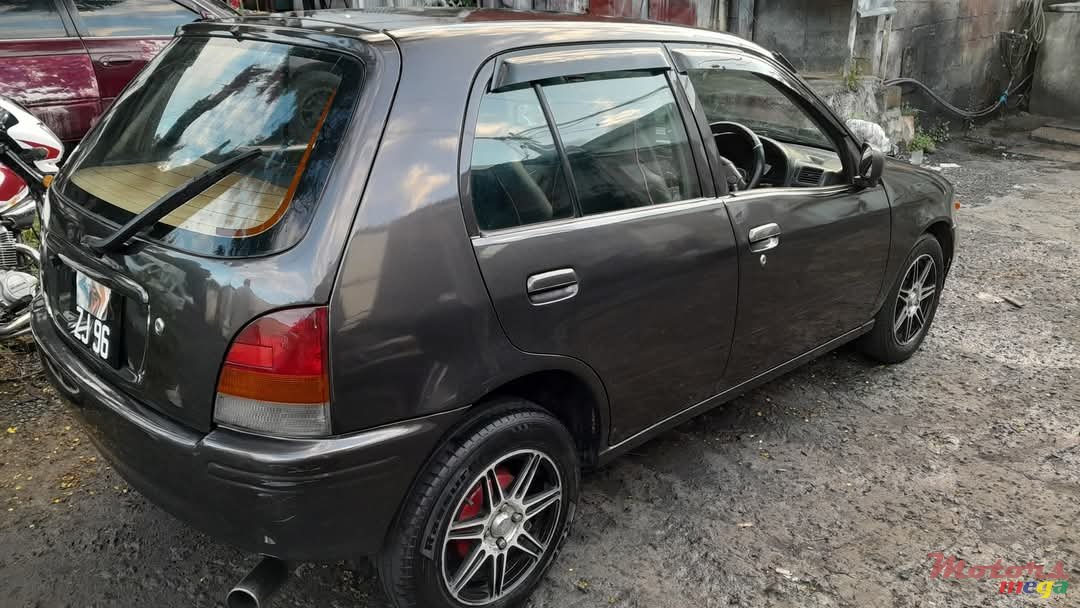 1996' Toyota Starlet photo #5