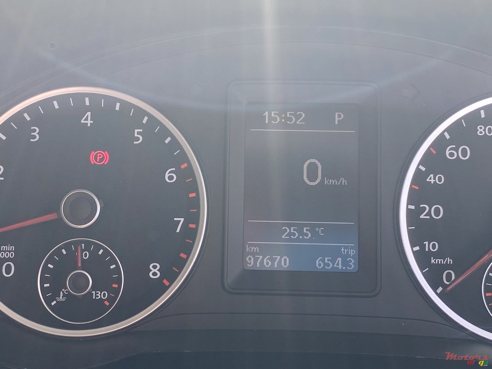 2015' Volkswagen Tiguan photo #7