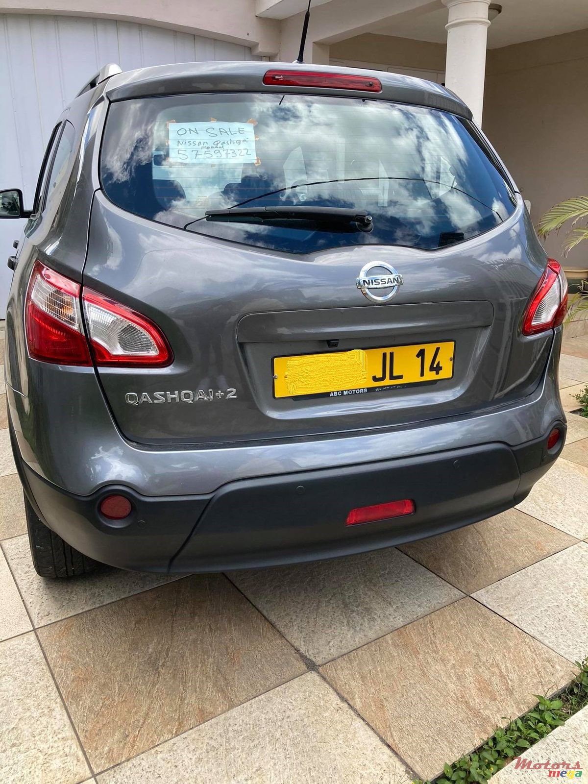 2014' Nissan Qashqai+2 photo #4