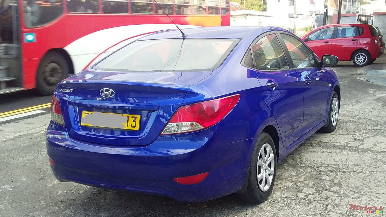 2013' Hyundai Accent photo #5