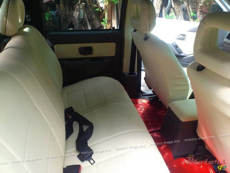 2003' Isuzu KB Series photo #5