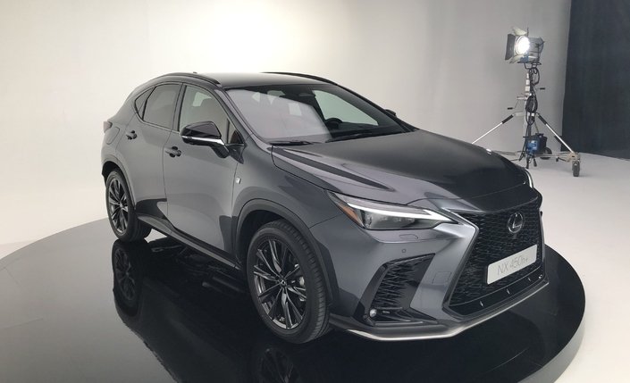 Lexus NX (2021) : arme de conquête