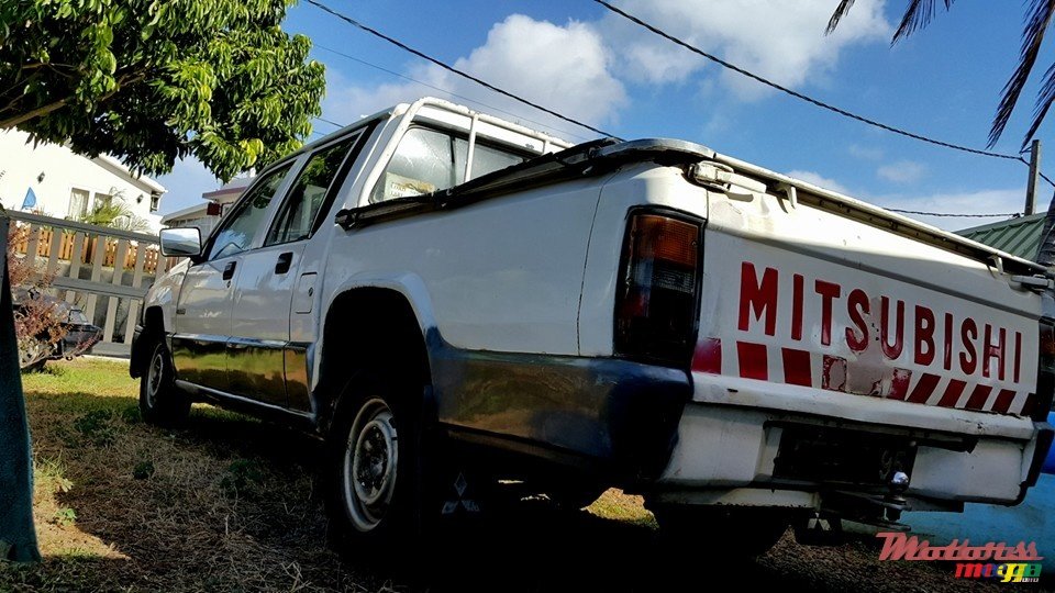1995' Mitsubishi L 200 photo #2