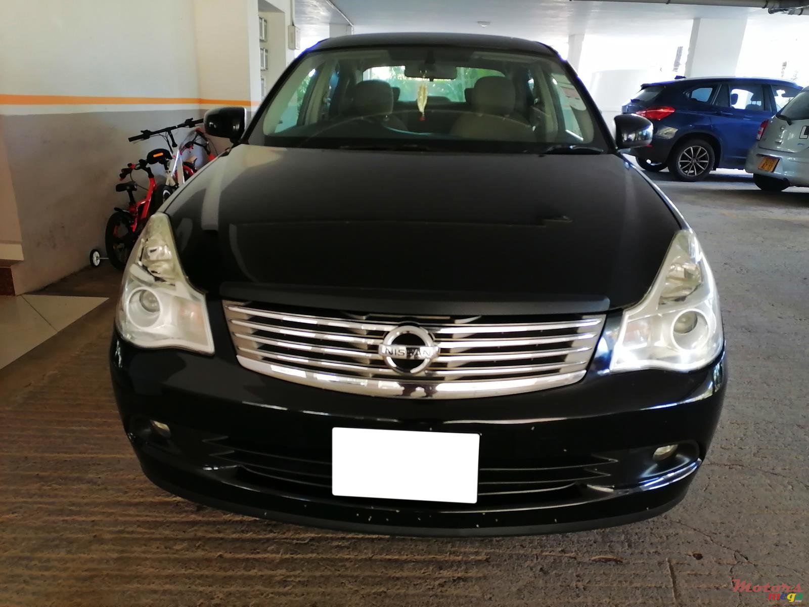 2011' Nissan Bluebird Slyphy photo #1