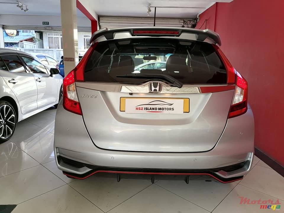 2018' Honda Jazz photo #4