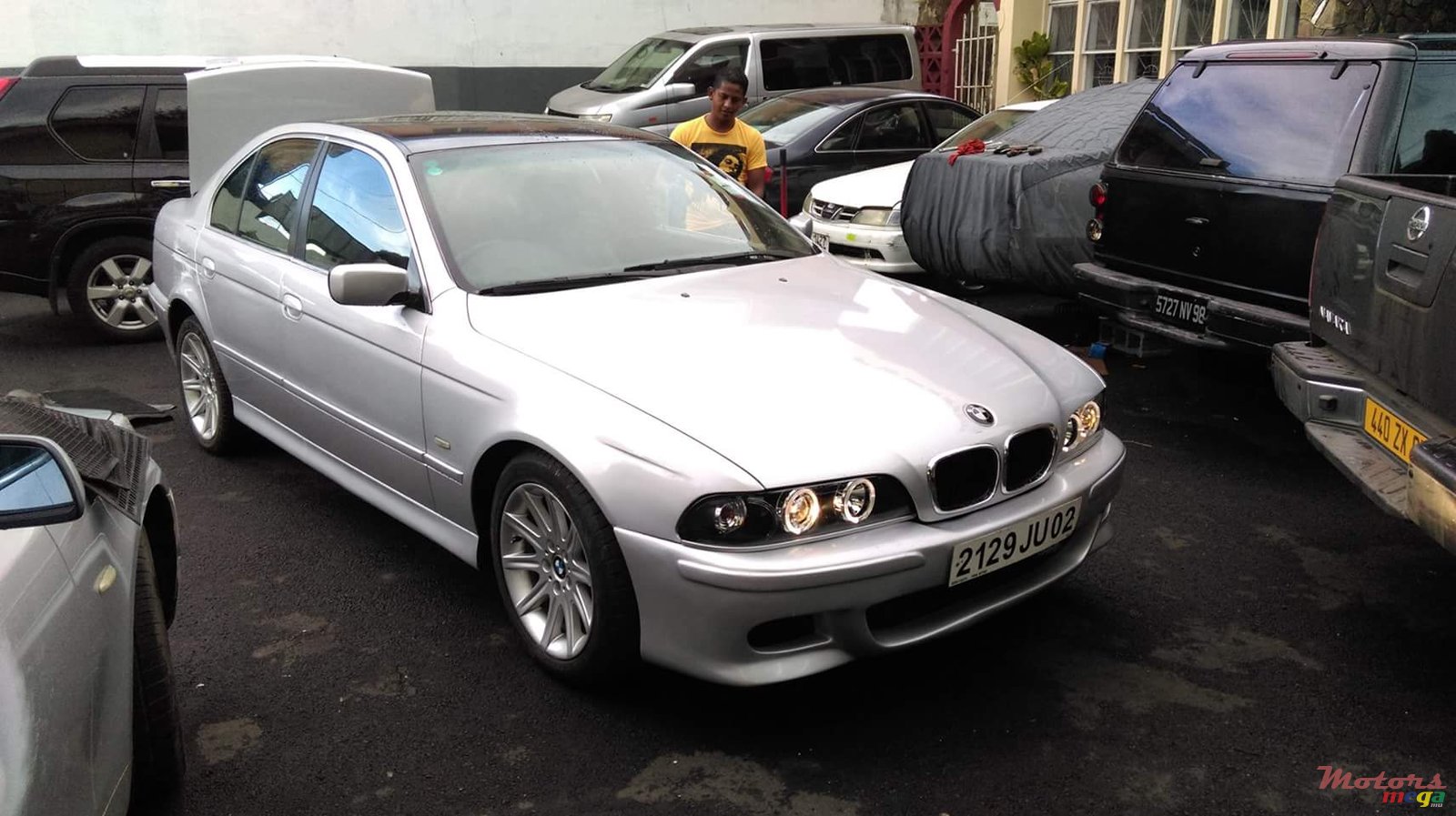 2002' BMW 525 photo #1