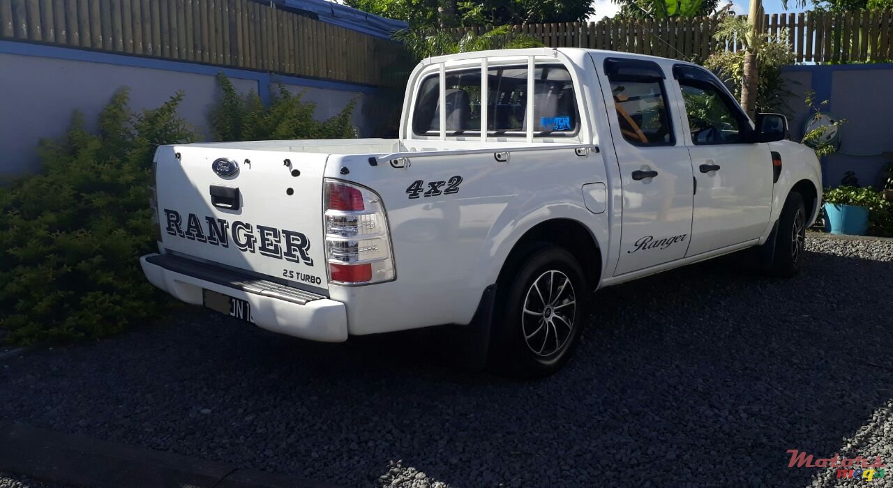 2010' Ford Ranger 4x2 photo #2